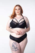 Load image into Gallery viewer, Warrior Midi Brief - Black