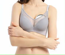 Load image into Gallery viewer, Rockabye Wearable Breast Pump - 210ml capacity