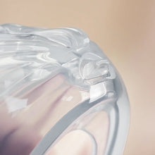 Load image into Gallery viewer, Haakaa Shell wearable milk collector
