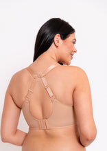 Load image into Gallery viewer, Regular Smoothie Spacer Moulded T-Shirt Plunge Bra - Latte Beige