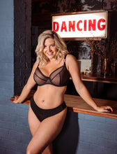 Load image into Gallery viewer, Regular Lifestyle Plunge Bra