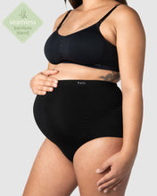 Load image into Gallery viewer, My Necessity Seamless Pregnancy Full Brief - Black

