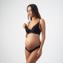 Load image into Gallery viewer, Warrior Plunge Black Contoured Bra - Flexi Underwire