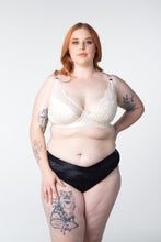 Load image into Gallery viewer, Warrior Plunge Ivory Contouring Bra - Flexi Underwire