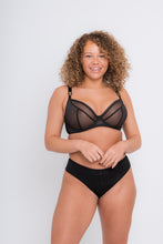Load image into Gallery viewer, Regular Lifestyle Plunge Bra