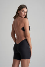 Load image into Gallery viewer, Low Back Mid Waist Shorts Black
