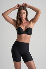Load image into Gallery viewer, Low Back Mid Waist Shorts Black
